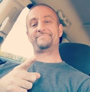 Meet your Posher, Jay